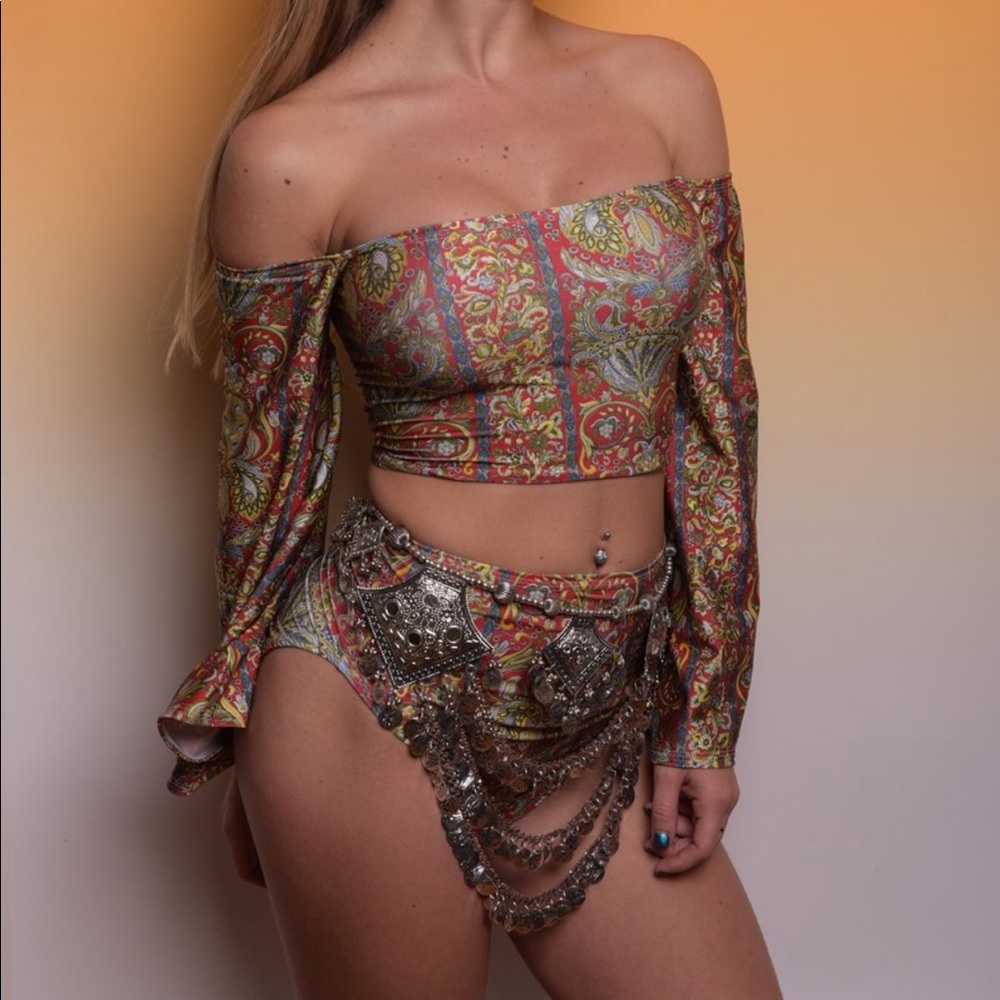 ISO eat sleep rave set